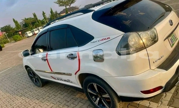 Buy Used Lexus RX 330 White Car in Abuja in Lagos State Buy Used Lexus RX 330 White Car in Abuja in Lagos State
