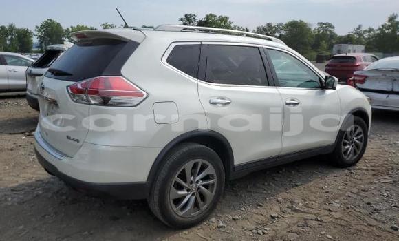 Acheter Neuf Voiture Nissan Rogue Blanc à Lagos, État de Lagos Acheter Neuf Voiture Nissan Rogue Blanc à Lagos, État de Lagos