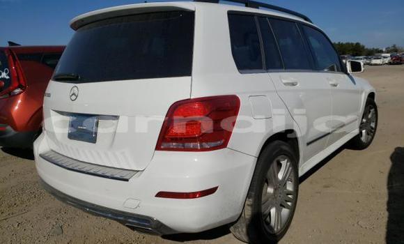 Acheter Neuf Voiture Mercedes-Benz GLK–Class Blanc à Lagos, État de Lagos Acheter Neuf Voiture Mercedes-Benz GLK–Class Blanc à Lagos, État de Lagos