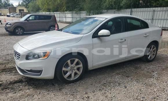 Acheter Neuf Voiture Volvo S60 Blanc à Lagos, État de Lagos Acheter Neuf Voiture Volvo S60 Blanc à Lagos, État de Lagos