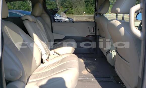 Acheter Neuf Voiture Toyota Sienna Blanc à Lagos, État de Lagos Acheter Neuf Voiture Toyota Sienna Blanc à Lagos, État de Lagos