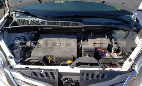 Acheter Neuf Voiture Toyota Sienna Blanc à Lagos, État de Lagos Acheter Neuf Voiture Toyota Sienna Blanc à Lagos, État de Lagos