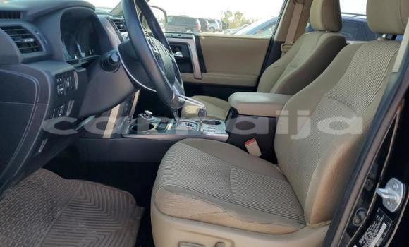Acheter Neuf Voiture Toyota 4Runner Noir à Lagos, État de Lagos Acheter Neuf Voiture Toyota 4Runner Noir à Lagos, État de Lagos