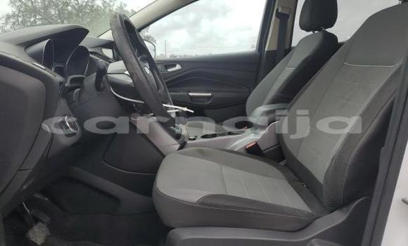 Acheter Neuf Voiture Ford Escape Noir à Lagos, État de Lagos Acheter Neuf Voiture Ford Escape Noir à Lagos, État de Lagos