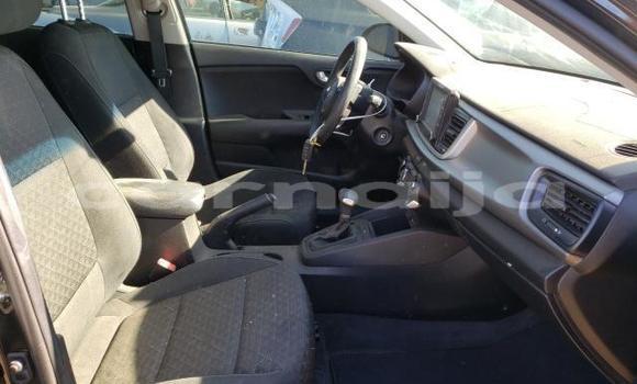 Acheter Neuf Voiture Kia Rio Noir à Lagos, État de Lagos Acheter Neuf Voiture Kia Rio Noir à Lagos, État de Lagos