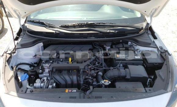 Acheter Neuf Voiture Kia Rio Blanc à Lagos, État de Lagos Acheter Neuf Voiture Kia Rio Blanc à Lagos, État de Lagos