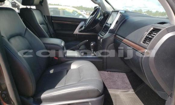 Acheter Neuf Voiture Toyota Land Cruiser Noir à Lagos, État de Lagos Acheter Neuf Voiture Toyota Land Cruiser Noir à Lagos, État de Lagos