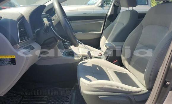Acheter Neuf Voiture Hyundai Elantra Noir à Lagos, État de Lagos Acheter Neuf Voiture Hyundai Elantra Noir à Lagos, État de Lagos