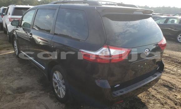 Acheter Neuf Voiture Toyota Sienna Noir à Lagos, État de Lagos Acheter Neuf Voiture Toyota Sienna Noir à Lagos, État de Lagos