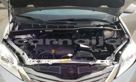 Acheter Neuf Voiture Toyota Sienna Gris à Lagos, État de Lagos Acheter Neuf Voiture Toyota Sienna Gris à Lagos, État de Lagos