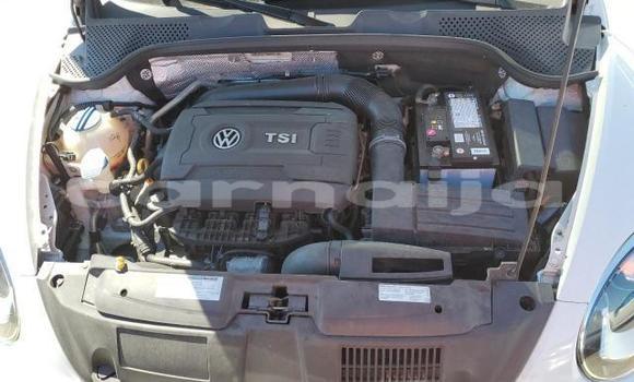 Acheter Neuf Voiture Volkswagen Beetle Blanc à Lagos, État de Lagos Acheter Neuf Voiture Volkswagen Beetle Blanc à Lagos, État de Lagos