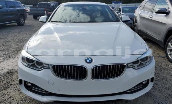 Acheter Neuf Voiture BMW 4-Series Blanc à Badagry, État de Lagos Acheter Neuf Voiture BMW 4-Series Blanc à Badagry, État de Lagos