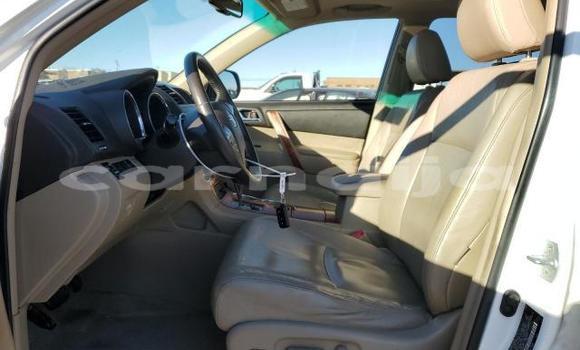 Acheter Neuf Voiture Toyota Highlander Blanc à Lagos, État de Lagos Acheter Neuf Voiture Toyota Highlander Blanc à Lagos, État de Lagos