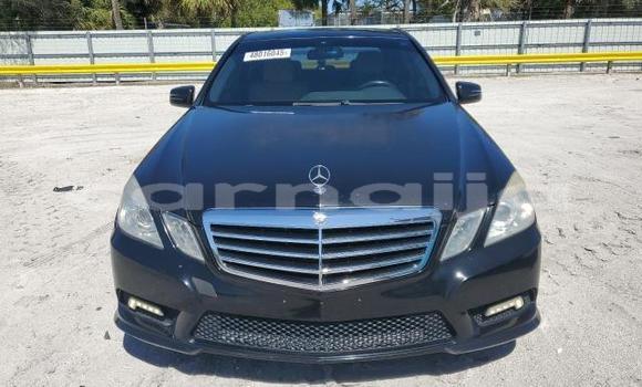 Acheter Neuf Voiture Mercedes-Benz E–Class Noir à Lagos, État de Lagos