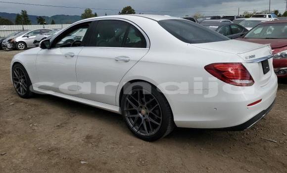 Buy New Mercedes-Benz E–Class White Car in Badagry in Lagos State Buy New Mercedes-Benz E–Class White Car in Badagry in Lagos State