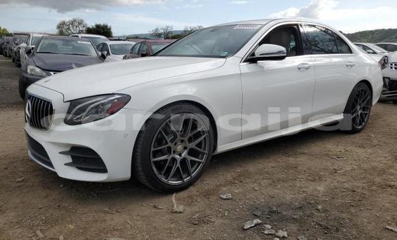 Buy New Mercedes-Benz E–Class White Car in Badagry in Lagos State Buy New Mercedes-Benz E–Class White Car in Badagry in Lagos State