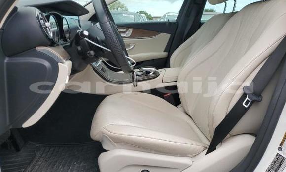 Buy New Mercedes-Benz E–Class White Car in Badagry in Lagos State Buy New Mercedes-Benz E–Class White Car in Badagry in Lagos State