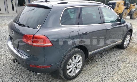 Acheter Neuf Voiture Volkswagen Touareg Noir à Lagos, État de Lagos Acheter Neuf Voiture Volkswagen Touareg Noir à Lagos, État de Lagos