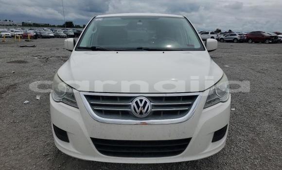 Buy New Volkswagen Routan White Car in Badagry in Lagos State