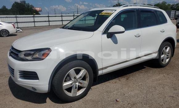 Acheter Occasion Voiture Volkswagen Touareg Blanc à Badagry, État de Lagos Acheter Occasion Voiture Volkswagen Touareg Blanc à Badagry, État de Lagos