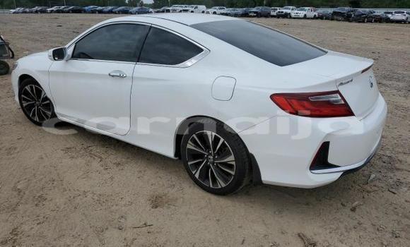 Buy New Honda Accord White Car in Badagry in Lagos State Buy New Honda Accord White Car in Badagry in Lagos State