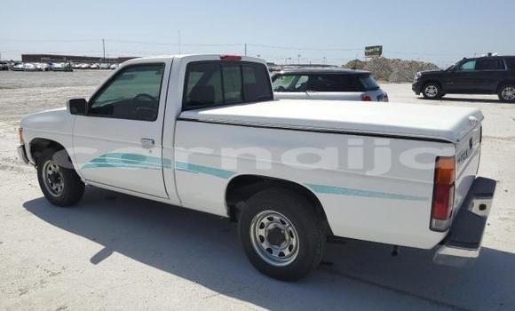 Acheter Neuf Utilitaire Nissan UD Blanc à Badagry, État de Lagos Acheter Neuf Utilitaire Nissan UD Blanc à Badagry, État de Lagos