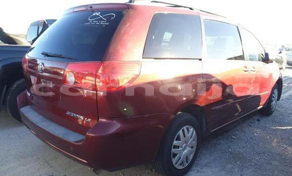 Acheter Neuf Voiture Toyota Sienna Rouge à Badagry, État de Lagos Acheter Neuf Voiture Toyota Sienna Rouge à Badagry, État de Lagos