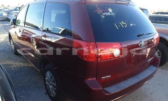 Acheter Neuf Voiture Toyota Sienna Rouge à Badagry, État de Lagos Acheter Neuf Voiture Toyota Sienna Rouge à Badagry, État de Lagos