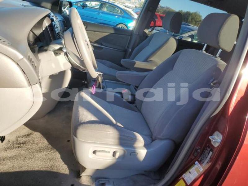 Big with watermark toyota sienna lagos state badagry 45979