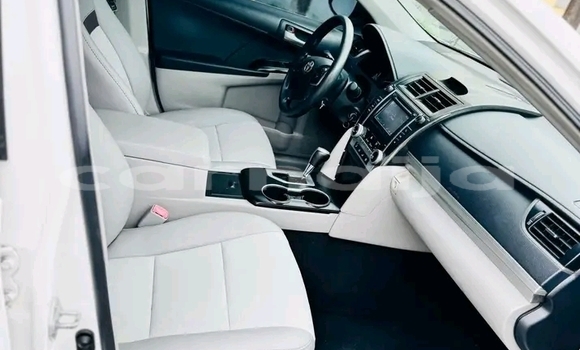 Buy Used Toyota Camry White Car in Abuja in Lagos State Buy Used Toyota Camry White Car in Abuja in Lagos State