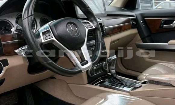 Acheter Occasion Voiture Mercedes-Benz C250 coupe Blanc à Abuja, État de Lagos Acheter Occasion Voiture Mercedes-Benz C250 coupe Blanc à Abuja, État de Lagos