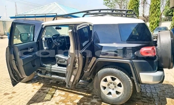 Acheter Occasion Voiture Toyota Land Cruiser Noir à Abuja, État de Lagos Acheter Occasion Voiture Toyota Land Cruiser Noir à Abuja, État de Lagos