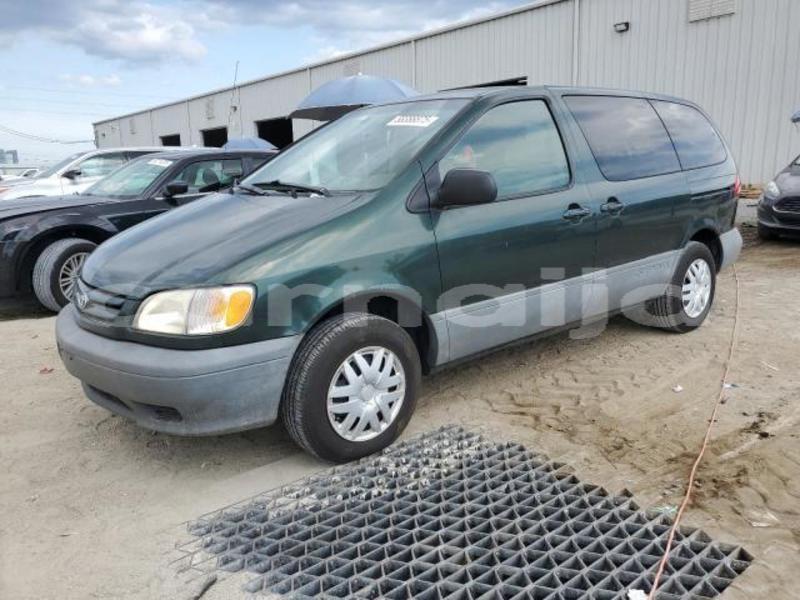 Big with watermark toyota sienna lagos state badagry 46130