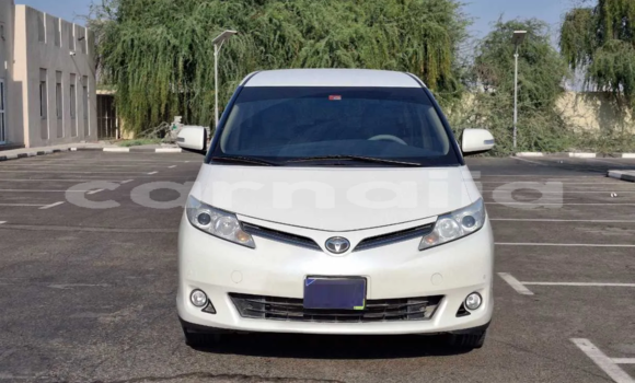 Buy Used Toyota Previa White Car in Lagos in Lagos State Buy Used Toyota Previa White Car in Lagos in Lagos State