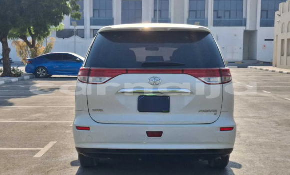 Buy Used Toyota Previa White Car in Lagos in Lagos State Buy Used Toyota Previa White Car in Lagos in Lagos State
