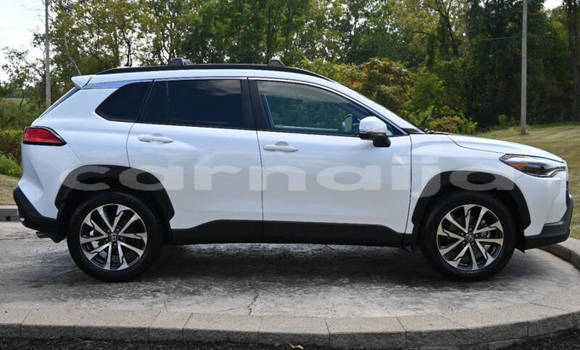 Buy Used Toyota Corolla Cross White Car in Abuja in Lagos State Buy Used Toyota Corolla Cross White Car in Abuja in Lagos State