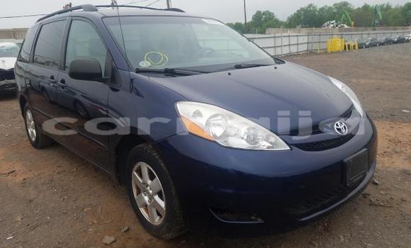 Acheter Occasion Voiture Toyota Sienna Bleu à Lagos, État de Lagos
