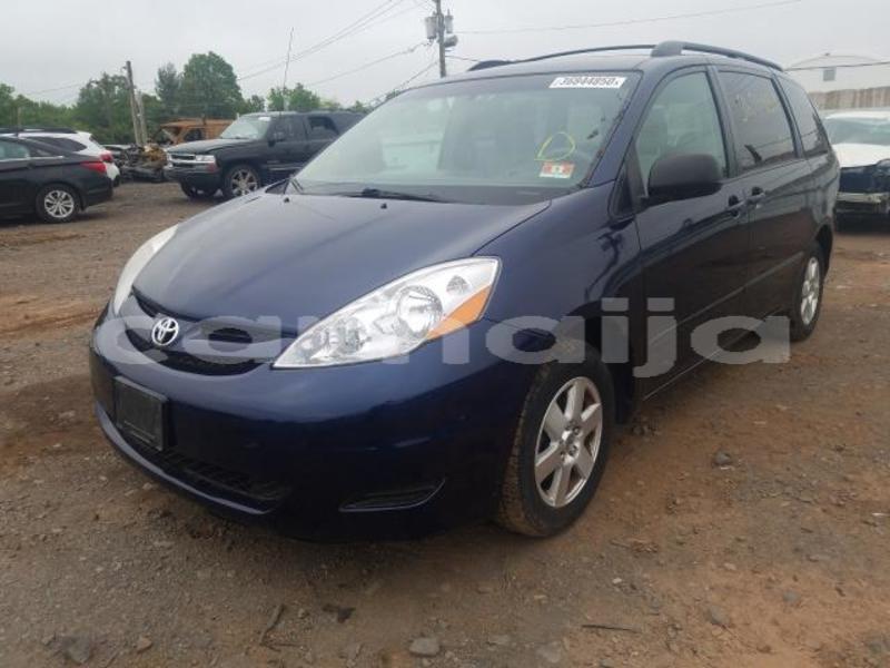Big with watermark toyota sienna lagos state lagos 46518