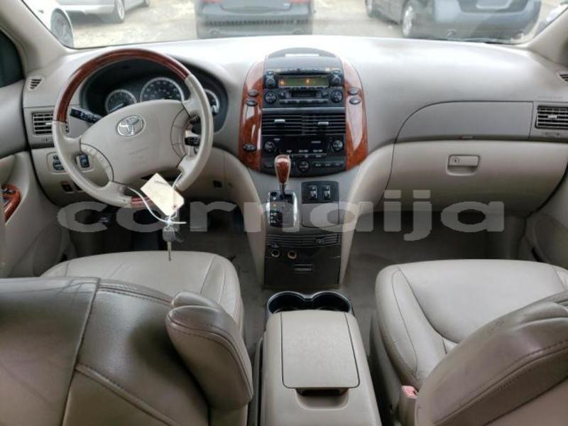 Big with watermark toyota sienna lagos state lagos 46521