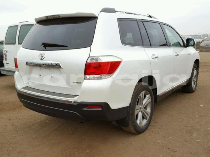 Big with watermark toyota highlander lagos state lagos 46540