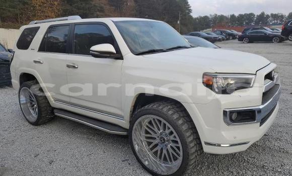 Acheter Neuf Voiture Toyota 4Runner Blanc à Badagry, État de Lagos Acheter Neuf Voiture Toyota 4Runner Blanc à Badagry, État de Lagos