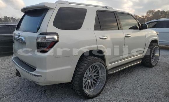 Acheter Neuf Voiture Toyota 4Runner Blanc à Badagry, État de Lagos Acheter Neuf Voiture Toyota 4Runner Blanc à Badagry, État de Lagos