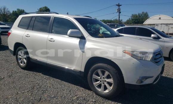 Acheter Neuf Voiture Toyota Highlander Blanc à Lagos, État de Lagos Acheter Neuf Voiture Toyota Highlander Blanc à Lagos, État de Lagos