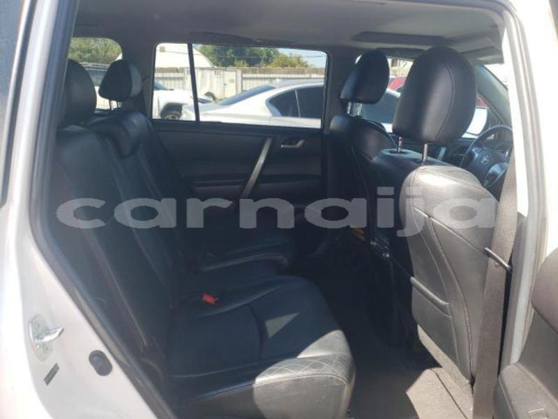 Big with watermark toyota highlander lagos state lagos 46553