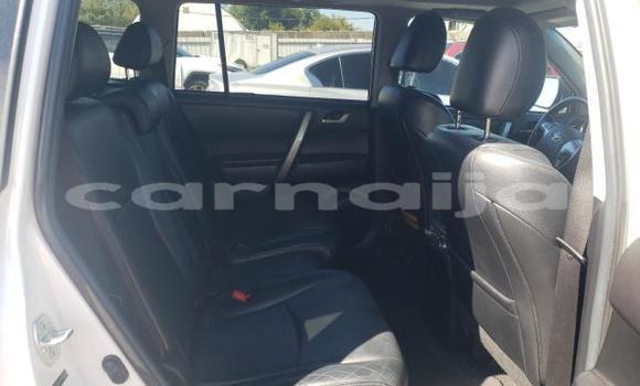 Acheter Neuf Voiture Toyota Highlander Blanc à Lagos, État de Lagos Acheter Neuf Voiture Toyota Highlander Blanc à Lagos, État de Lagos