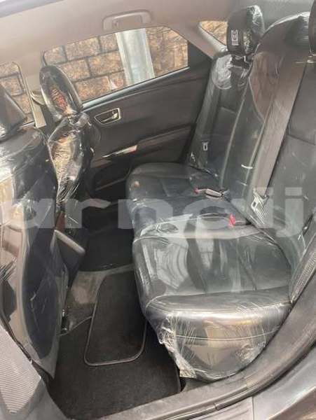 Big with watermark toyota avalon oyo state ibadan 46594