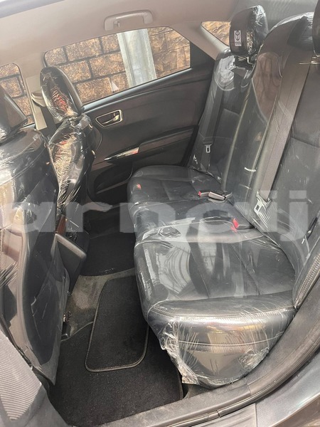 Big with watermark toyota avalon oyo state ibadan 46594