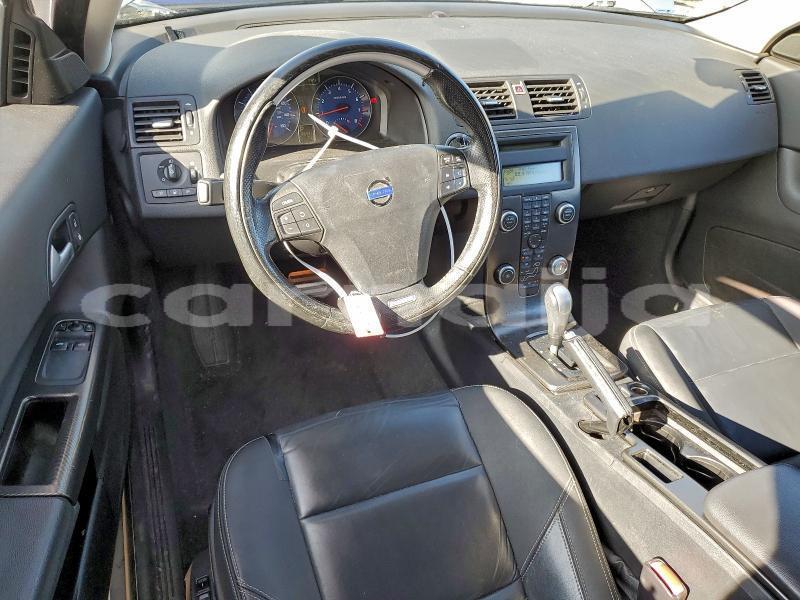 Big with watermark volvo c30 lagos state lagos 46601