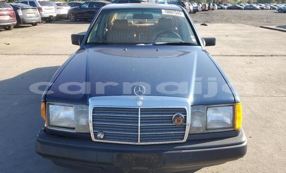 Buy Used Mercedes-Benz E-klasse Blue Car in Badagry in Lagos State