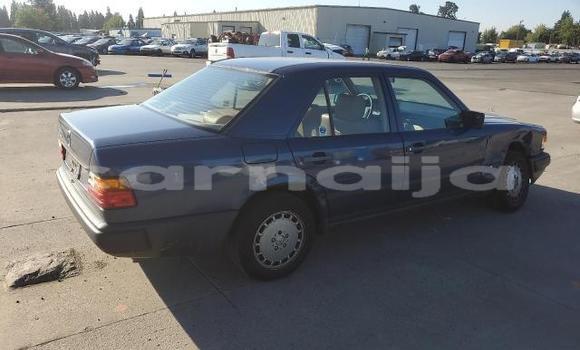 Buy Used Mercedes-Benz E-klasse Blue Car in Badagry in Lagos State Buy Used Mercedes-Benz E-klasse Blue Car in Badagry in Lagos State